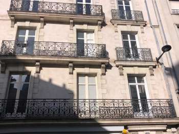Location Appartement 2 piècesNantes Centre Ville