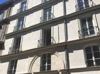 Location Appartement 2 piècesNantes Centre Ville