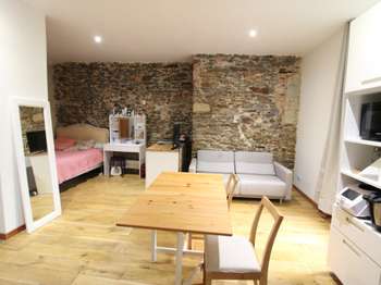 Location Appartement T1Nantes Centre Ville