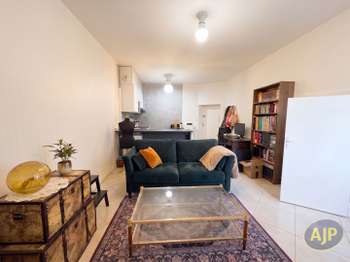 Location Appartement 2 piècesNantes Centre Ville