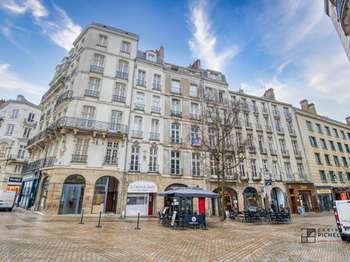Location Appartement 2 piècesNantes Centre Ville