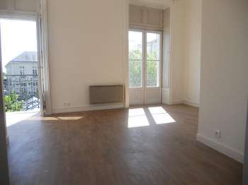 Location Appartement T1Nantes Centre Ville