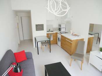Location Appartement 2 piècesNantes Centre Ville