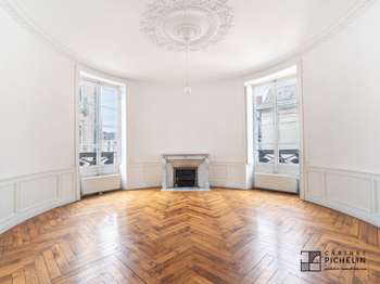 Location Appartement 6 pièces +Nantes Centre Ville