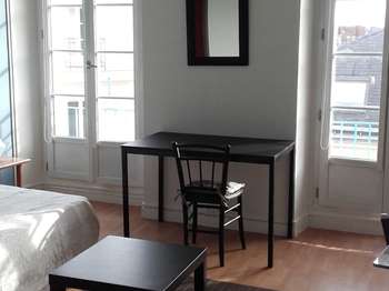 Location Appartement T1Nantes Centre Ville