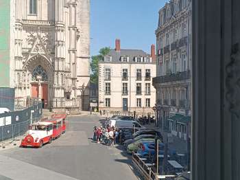 Location Appartement 2 piècesNantes Centre Ville