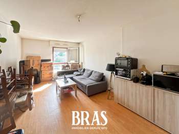 Location Appartement 2 piècesNantes Centre Ville