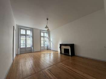 Location Appartement 2 piècesNantes Centre Ville