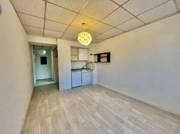 Location Appartement T1Nantes Centre Ville