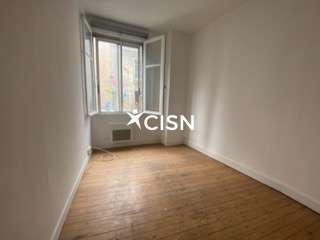 Location Appartement 2 piècesNantes Centre Ville