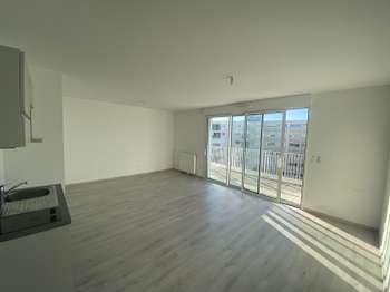 Location Appartement 2 piècesNantes Centre Ville