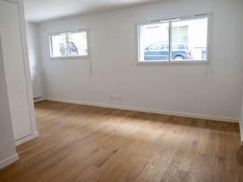 Location Appartement 2 piècesNantes Centre Ville