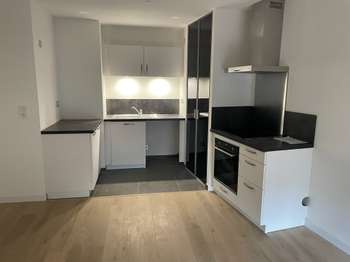 Location Appartement 3 piècesNantes Centre Ville
