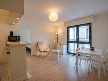 Location Appartement 2 piècesNantes Centre Ville