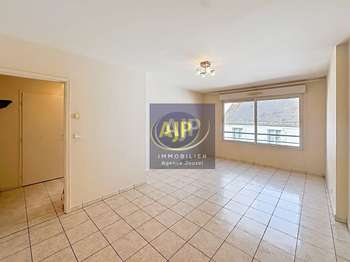 Location Appartement 2 piècesNantes Centre Ville