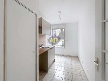 Location Appartement 2 piècesNantes Centre Ville