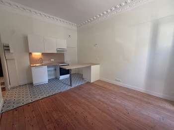 Location Appartement 2 piècesNantes Centre Ville