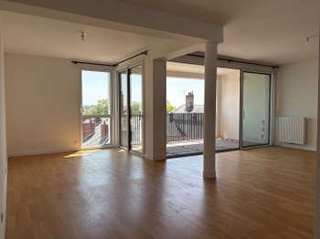 Location Appartement 4 piècesNantes Centre Ville
