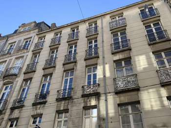 Location Appartement T1Nantes Centre Ville