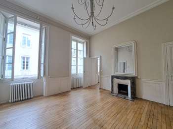 Location appartement 4 pièces Nantes Centre Ville 44