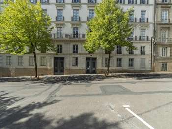 Location Appartement 5 piècesNantes Centre Ville