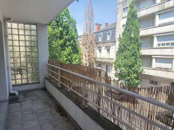 Location Appartement 2 piècesNantes Centre Ville