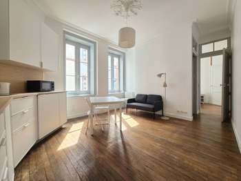 Location appartement 2 pièces Nantes Centre Ville 44