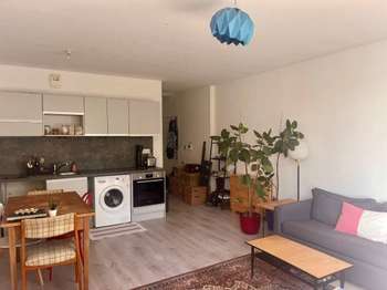 Location Appartement 2 piècesNantes Centre Ville