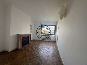 Location Appartement 2 piècesNantes Centre Ville