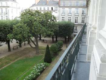 Location Appartement 5 piècesNantes Centre Ville