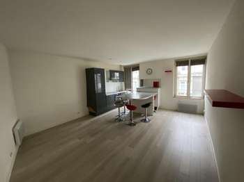 Location Appartement 2 piècesNantes Centre Ville