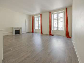 Location Appartement 3 piècesNantes Centre Ville