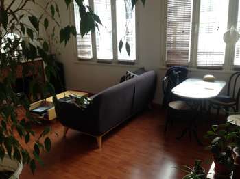 Location Appartement 2 piècesNantes Centre Ville