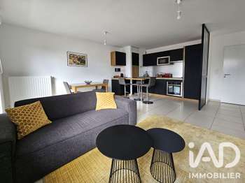 Location Appartement 4 piècesNantes Centre Ville