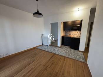 Location Appartement 2 piècesNantes Centre Ville