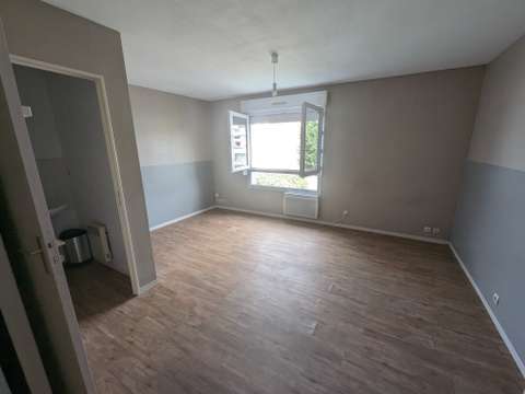 Location Studio 11 pièces Nantes Île de Nantes 44