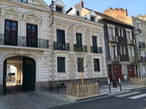 Location Studio 1 pièce Nantes Île de Nantes 44