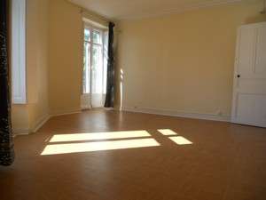 Location Appartement 2 piècesNantes Île de Nantes