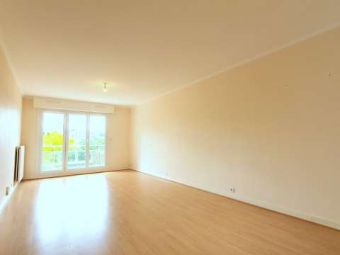 Location appartement 4 pièces Nantes Pont Du Cens - Petit Port 44
