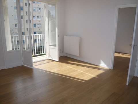 Location appartement 4 pièces Nantes Pont Du Cens - Petit Port 44