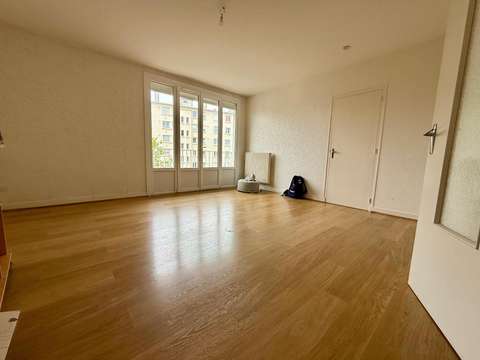 Location appartement 4 pièces Nantes Pont Du Cens - Petit Port 44