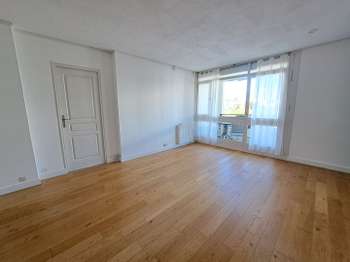 Location Appartement 4 piècesNantes Pont Du Cens - Petit Port