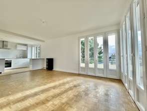 Location Appartement 4 piècesNantes Rond-Point De Rennes