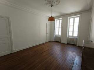 Location appartement 8 pièces Location appartement 8 pièces
