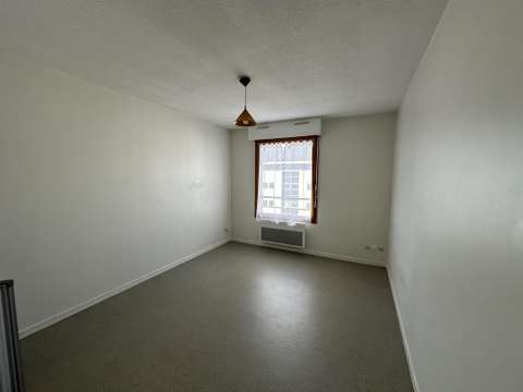 Location appartement 1 pièce Nantes Saint-Clément - Jardin des plantes 44
