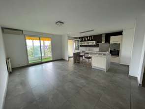 Location Appartement 4 piècesNîmes