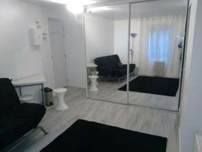 Location Appartement T1Paris 10e