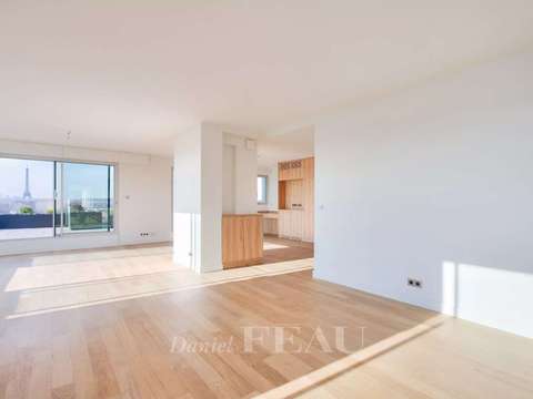 Location appartement 4 pièces Paris 15e 75