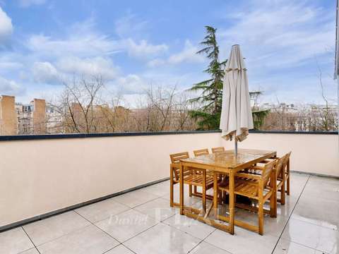 Location appartement 5 pièces Paris 15e 75
