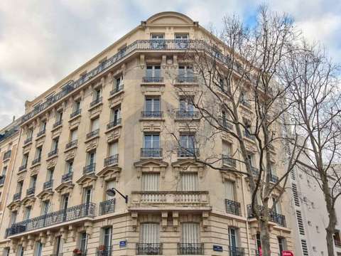 Location appartement 3 pièces Paris 15e 75